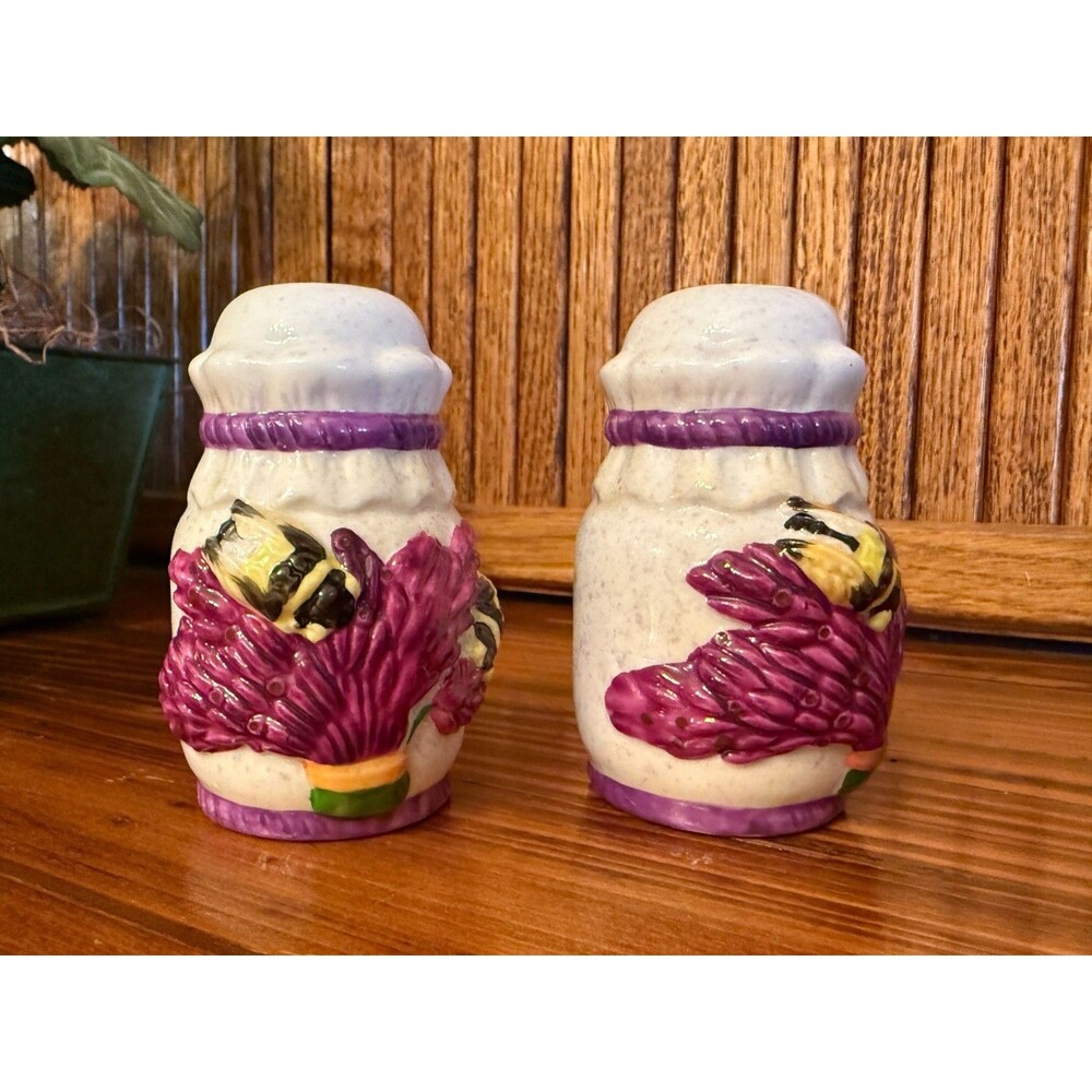 Vintage Ceramic Bee & Purple Flower Salt Pepper Shakers Set Cottagecore